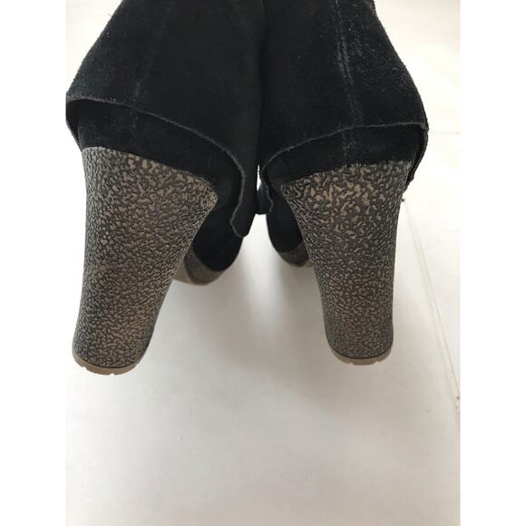 Nine West Suede Snow Drift Lug Sole Lace Up Booties Black - Picture 12 of 12